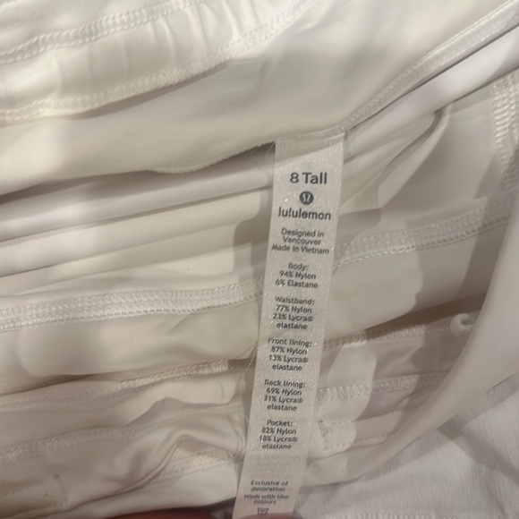 Lululemon skirt - Picture 3 of 4